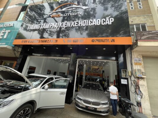 Proauto.vn - Trung tâm dán phim cách nhiệt xe Hyundai Santafe uy tín