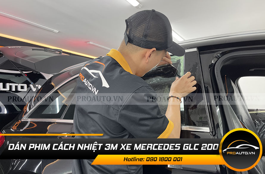 Dán phim cách nhiệt xe Mercedes GLC 200