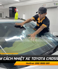 Dán phim cách nhiệt xe toyota cross - Tiết kiệm nguyên liệu