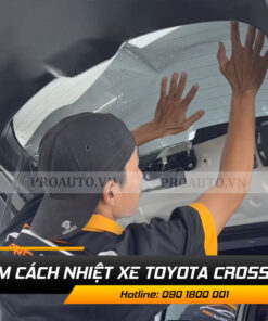 Dán phim cách nhiệt xe toyota cross