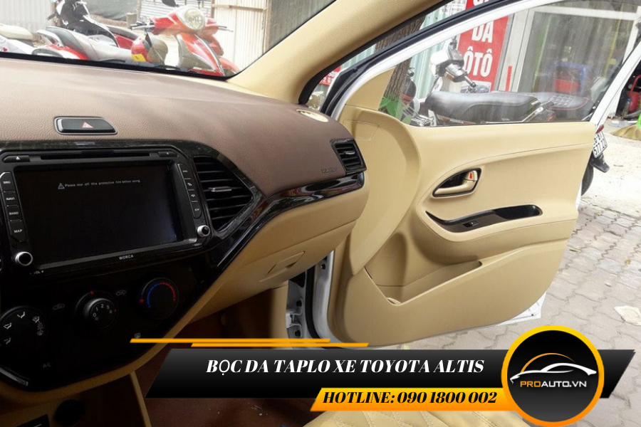 Bọc taplo xe toyota altis